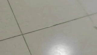 白富美少妇既然主动要求无套必须灌满骚逼