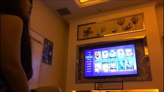打炮技术很生疏还需要调教