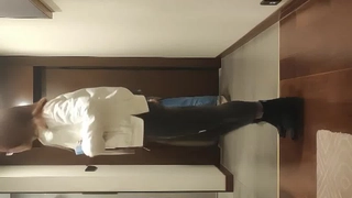 JK制服少女的大量颜射-2