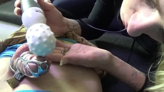 【丝袜足控】超好看的红指甲丝袜足交最后射在丝袜上