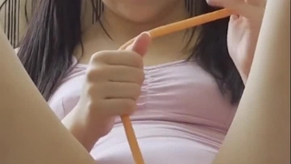 天堂般的运动员在大学宿舍里吮吸快感
