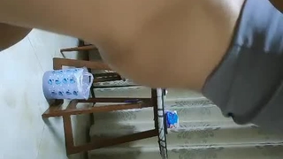学生制服白色丝袜，清纯马尾辫嫩妹，激情大战面罩男，娇小身材非常耐操
