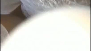 白嫩人妻，老公出差出来偷情
